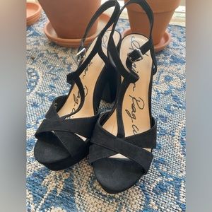 Formal Black Wedge Heels | Size 10 | American Rag Cie |